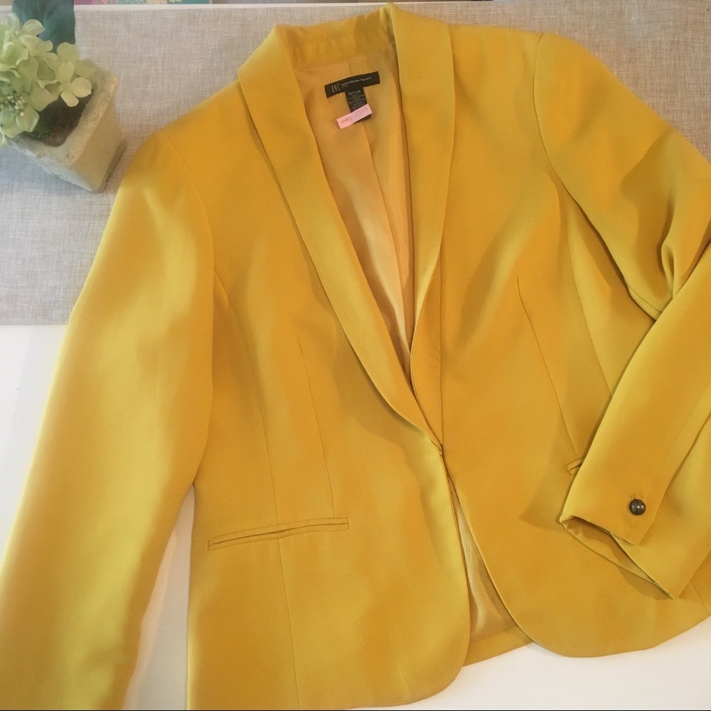✨INC International ✨ NWOT Mustard Blazer (LP)